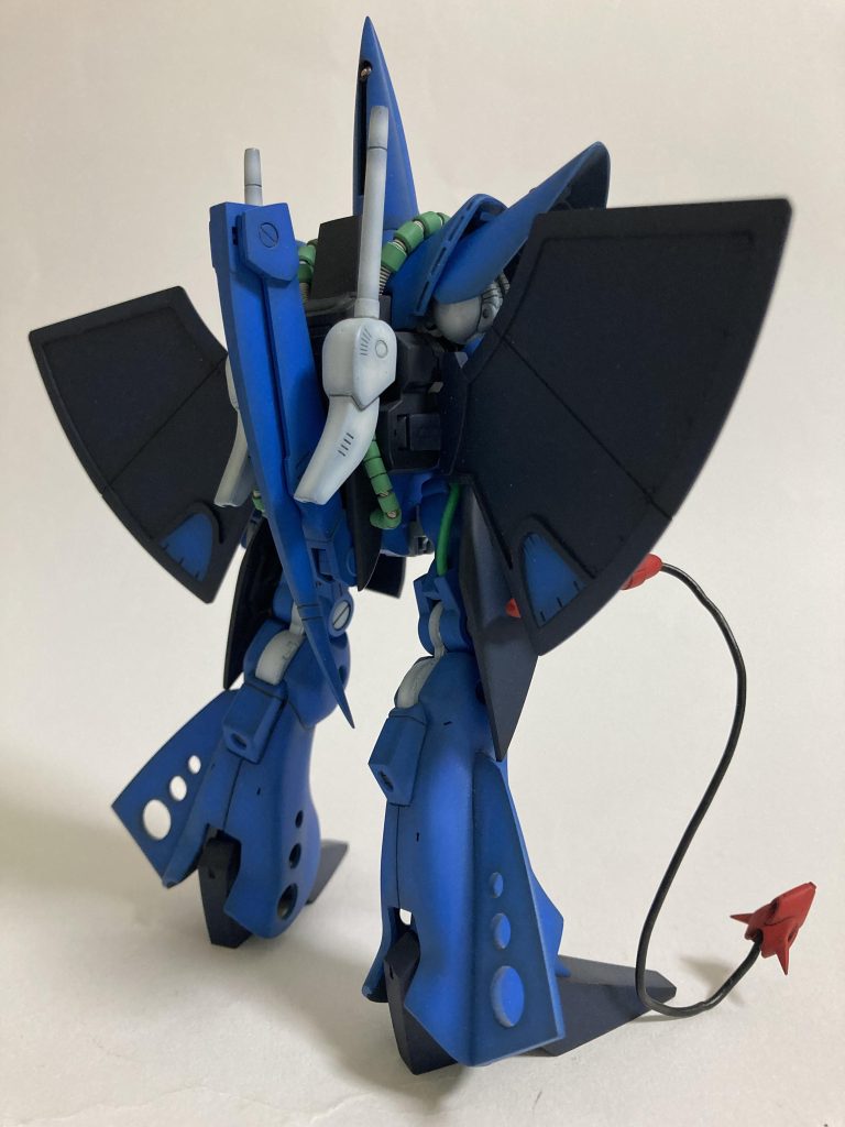 とにかく特殊な形状の機体ですね