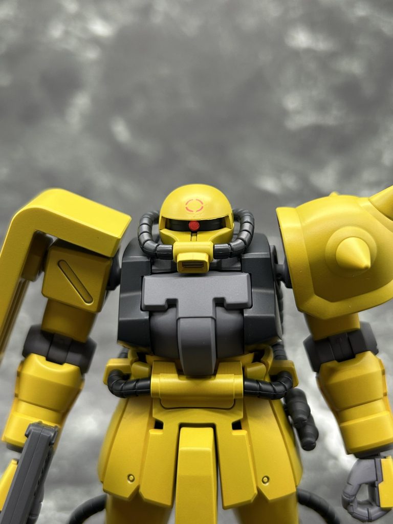 モノアイは30MMの3Dメタリックシールを使用しました