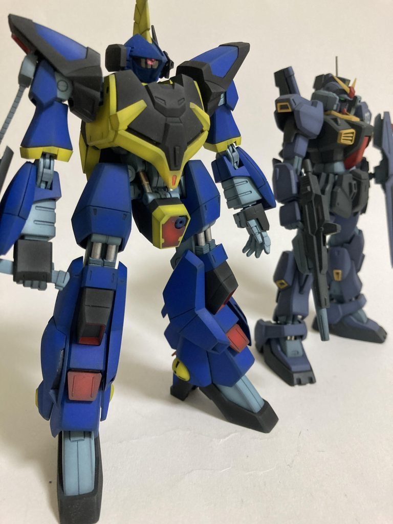 やっぱり宇宙人がマネして作ったメカ感が…