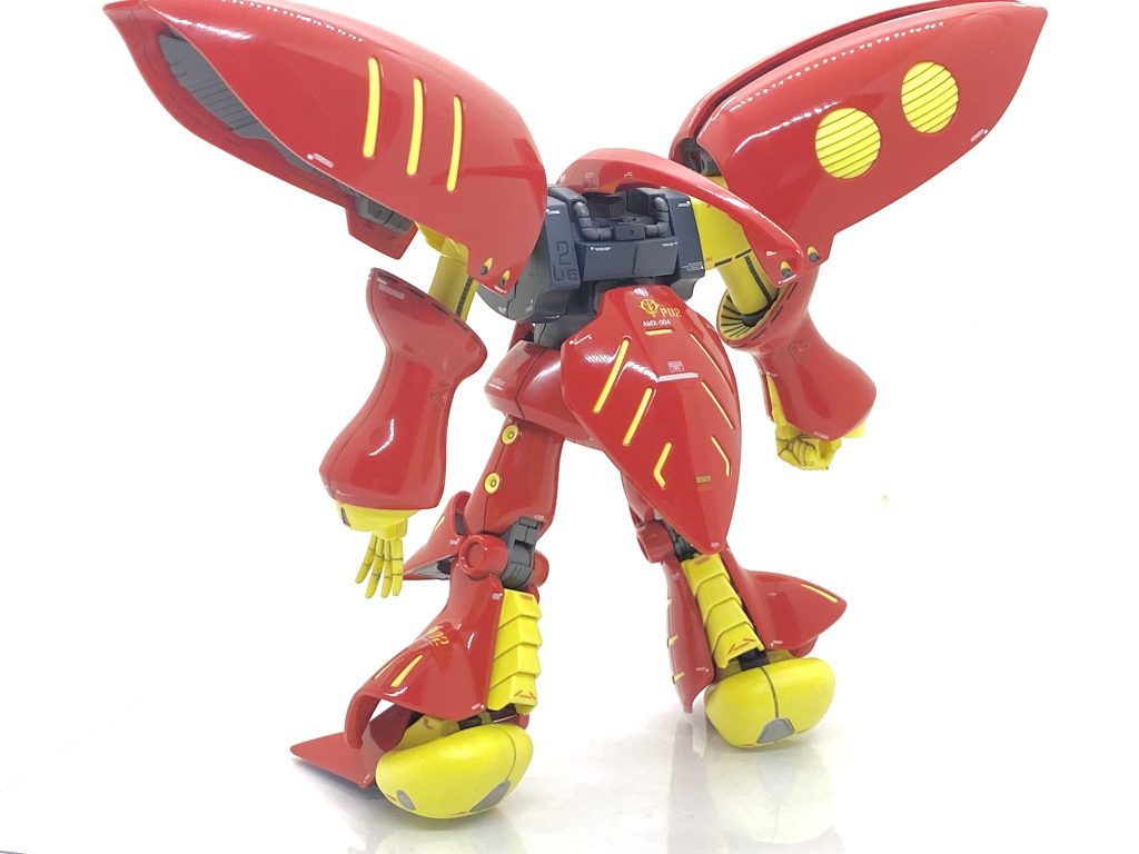 塗装箇所とカラーレシピファンネル、肩スラスター黄色部→(クレオス)ホワイト70%+イエロー30%ファンネル砲身部、脚部スラスター等→(ガイア)フレームメタリック(2)一部装甲裏、動力パイプ等→(クレオス)新ガンダムカラーMSグレージオン系