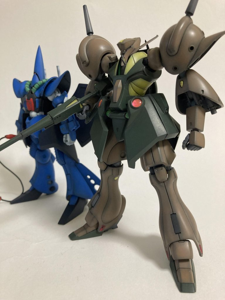 恒例のツーショットくだらない妄想ですが、MSに性格があるとすれば、絶対『ガンコ』面構えがガンコジジぃ過ぎる…