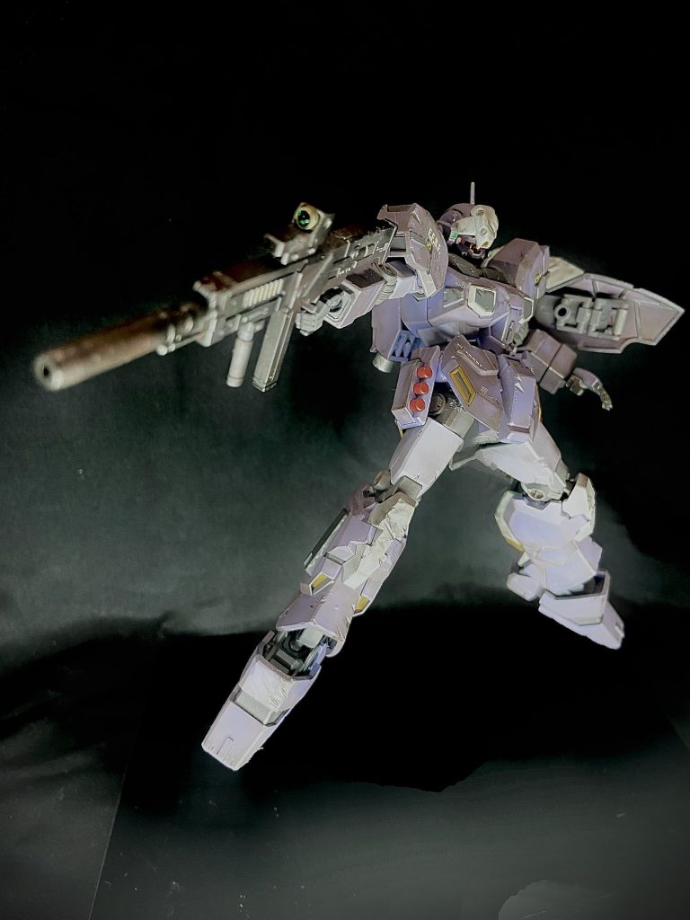 ポージングが相変わらず下手っぴです😅