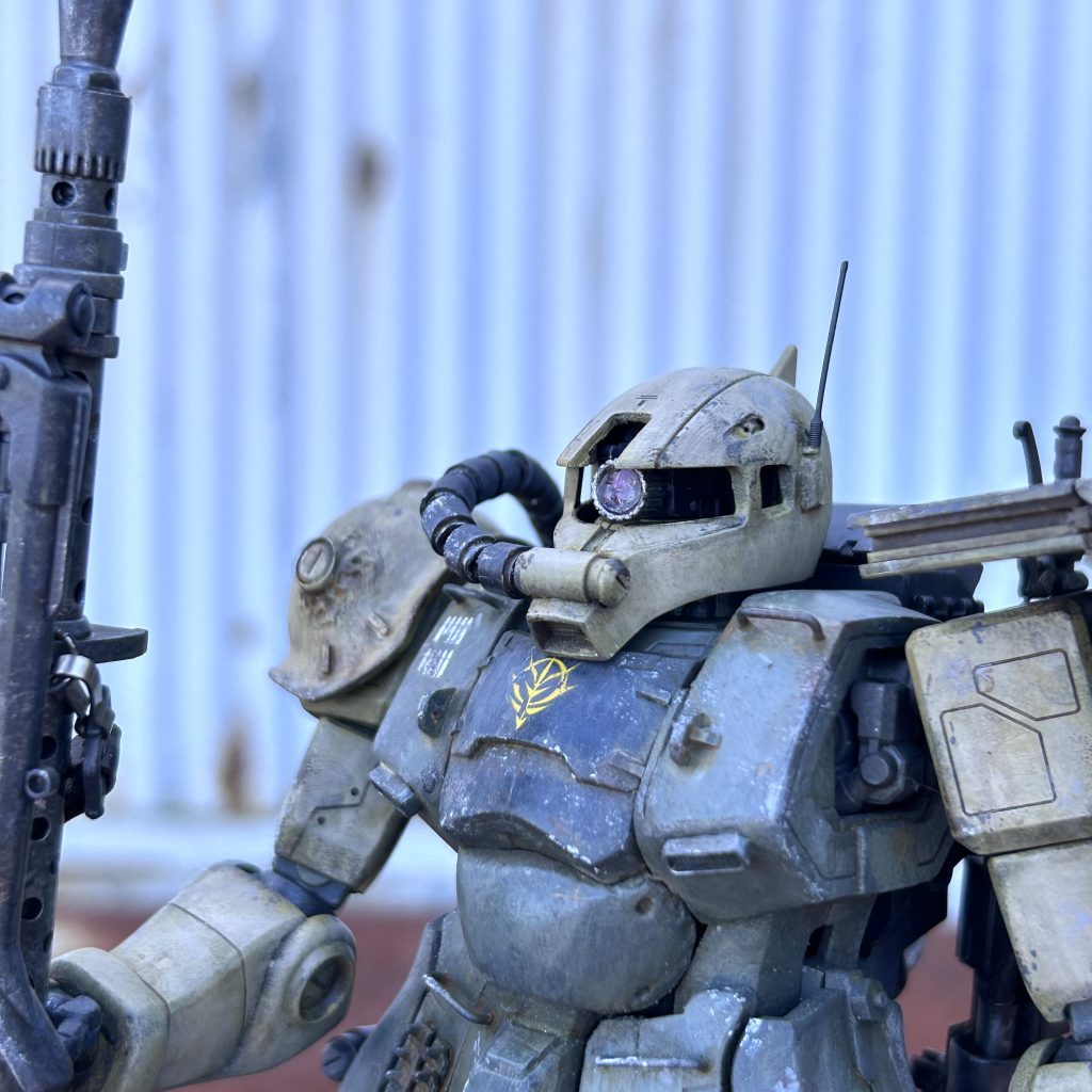 モノアイはスコープドックから