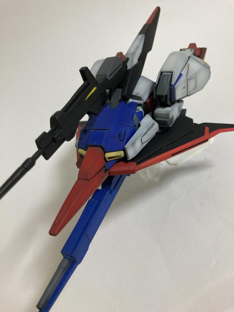 MA形態のウェイブライダーこの複雑な変形機をわざわざ主役機にしたがために、様々なキットが問題を抱える羽目に…(中でもRGのポロリは異常…)