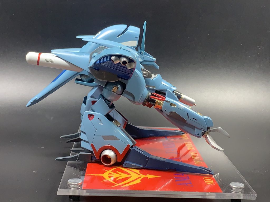 サイドショット。やっぱりジャムルフィンの独特のフォルムはカッコいい‼️(zaku-kao2)