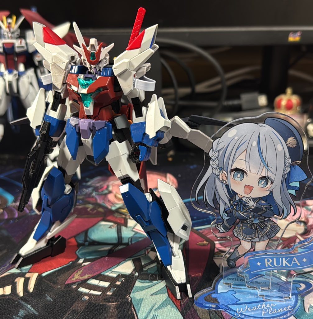 腕部のパーツも変更アンテナも思い切って斬った