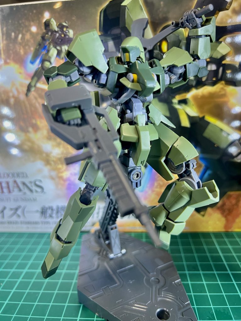 グレイズ(指揮官機/一般機)–4枚目/制作者：Rabbit-0-8