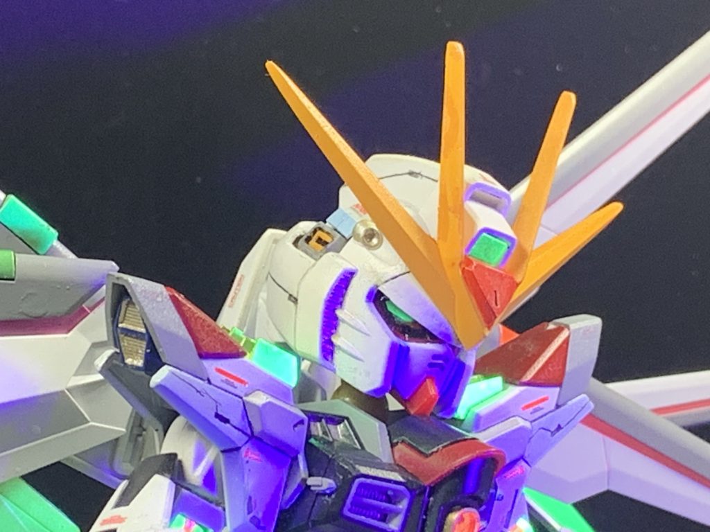 単機で戦局を一変させてしまう規格外のモビルスーツ、敵にしてみれば悪夢でしかないでしょう……(gundam-kao2)