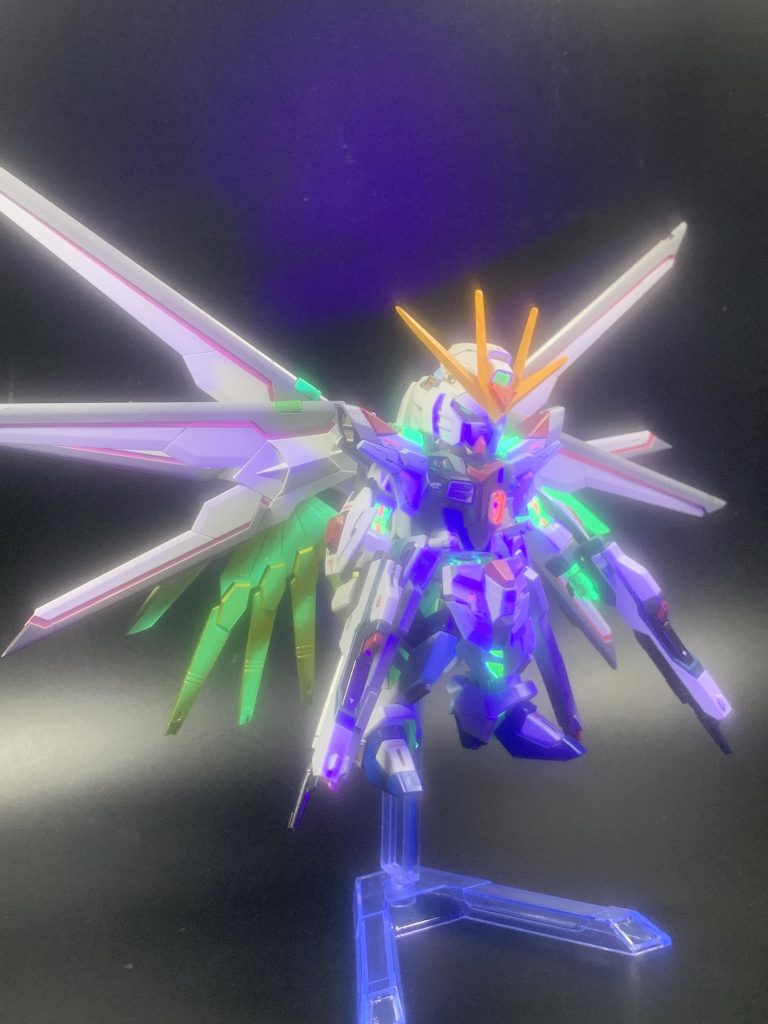 ピンボケ気味の一枚ですがそこが何か雰囲気があって良さげです。