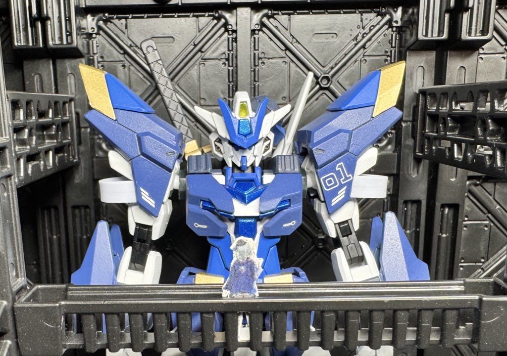 雨海ルカ専用機『リジェネインズガンダム』