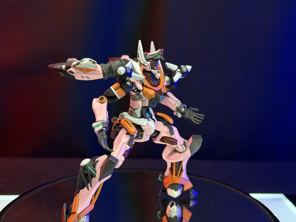 本家の8号機も顔が開くから親近感が湧きます