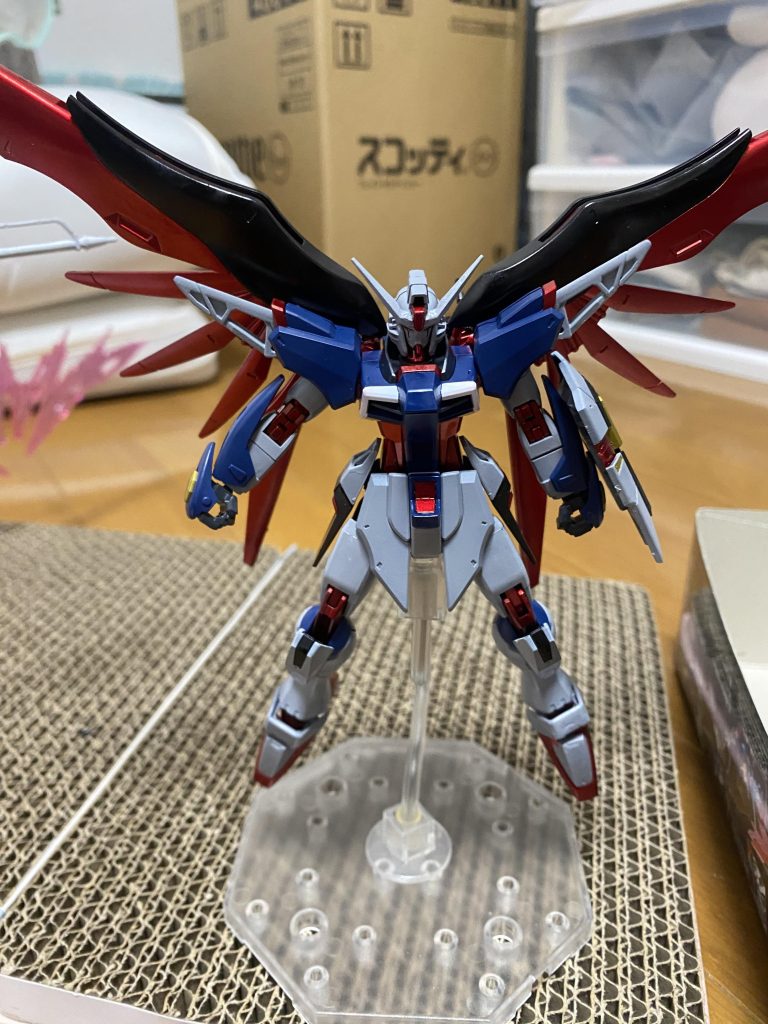 墨入れ前の段階。初めてエアブラシを使ったので容量がわからず、手間取りました。 