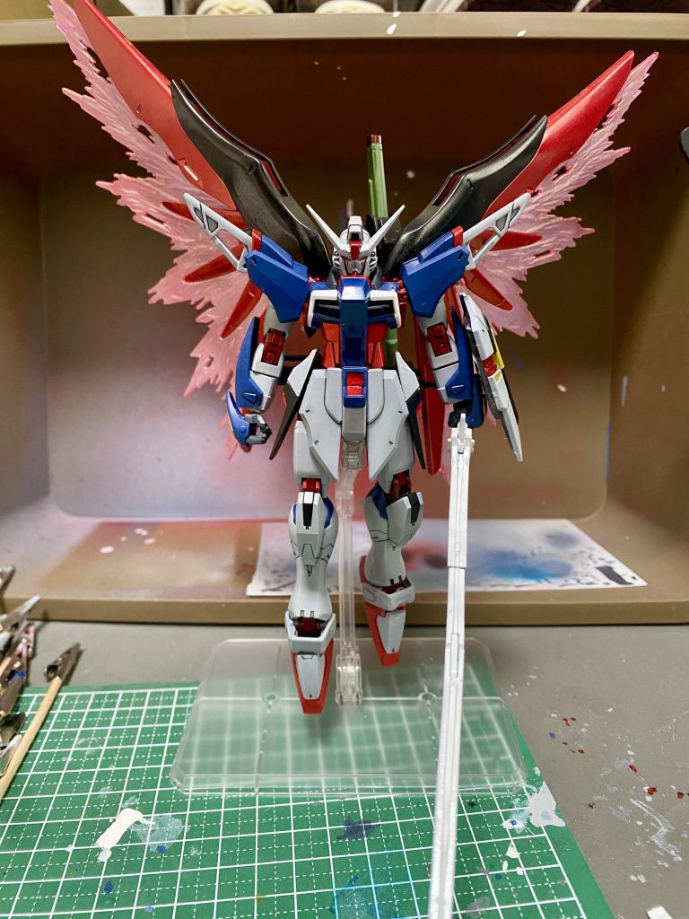 なんせ初めての全塗装の為、ランナー後処理やヤスリがけ等する余裕もなくディテールはそのまま😅 