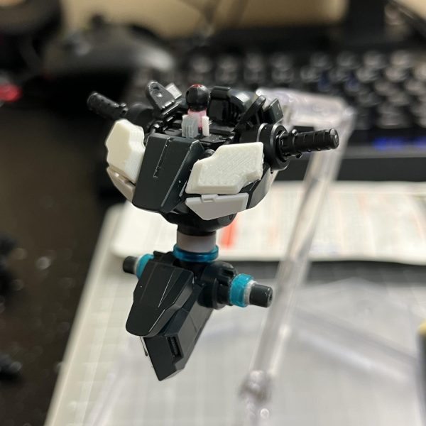 現在、GNフラッグをベースに魔改造しています。今回はBlenderで一部のパーツを3Dモデリングし、新たに導入した3Dプリンター(FDM式)を使用して制作していきます。色々悩みながらじっくり制作していくため、制作期間は長めになると思います。詳しい制作状況に関してはX(旧Twitter)にて投稿しています。（2枚目）