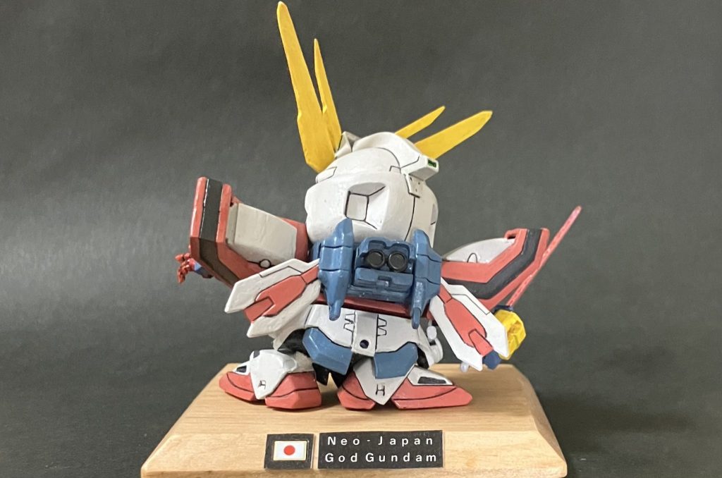 足は関節を切り取り、エポパテで固定をしています。