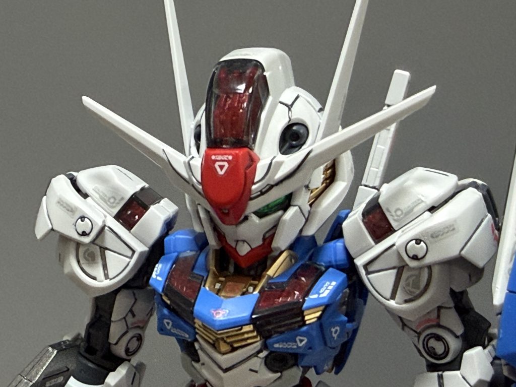 最近めちゃ老眼が進んでスミ入れやデカール貼りがやりにくいったらない(;´д`)