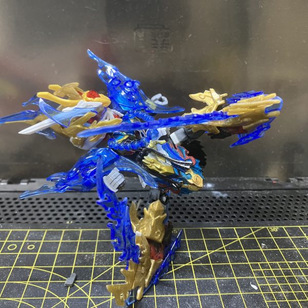 稼働域拡大と武装の追加（2枚目）