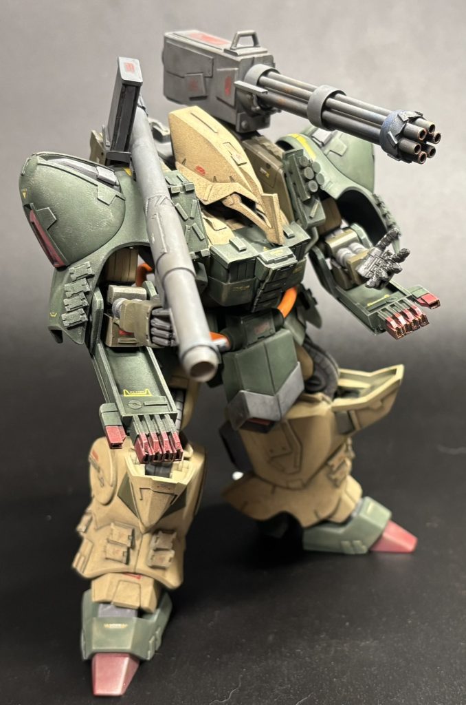 大型のガトリングキャノン