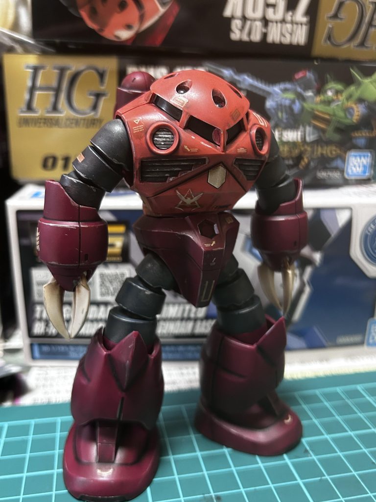 正面から見てもなかなか良い感じですグリグリ動かせるので写真は仁王立ちですが色んなポーズが決まりますね