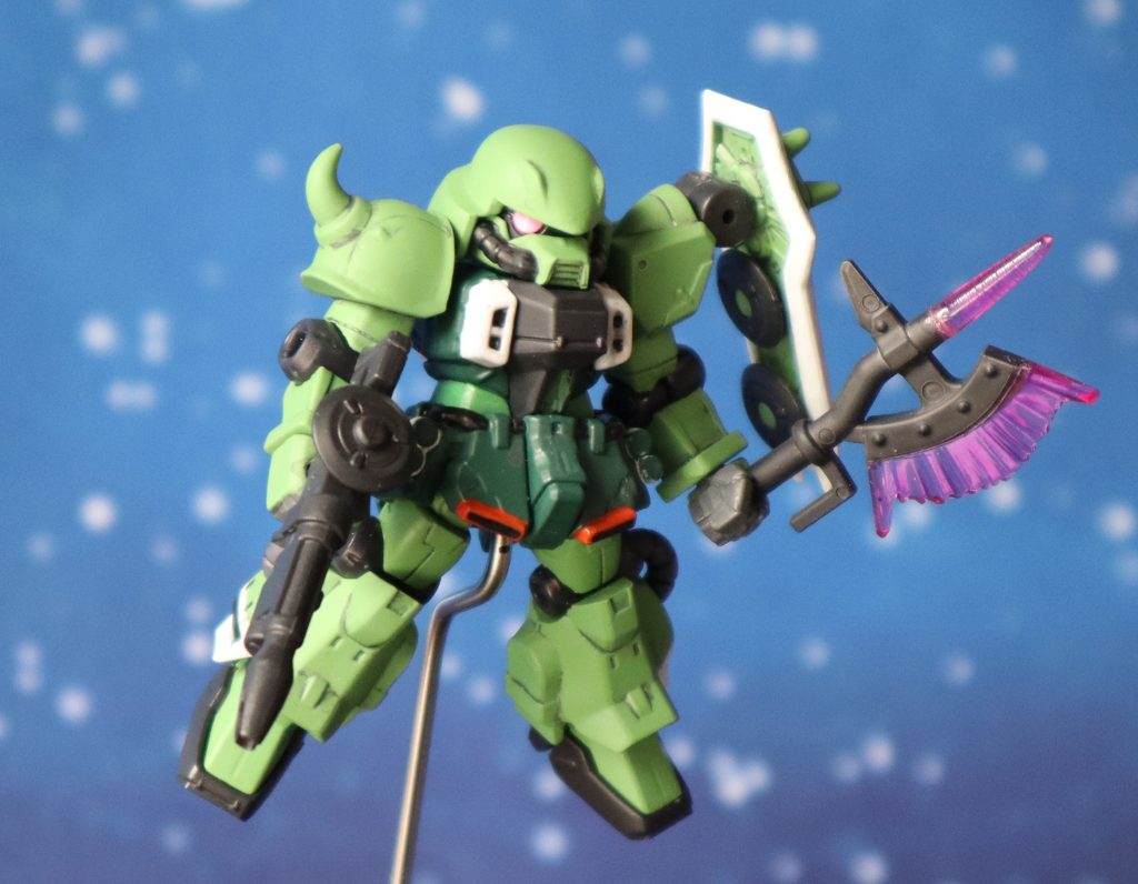 右手にライフル