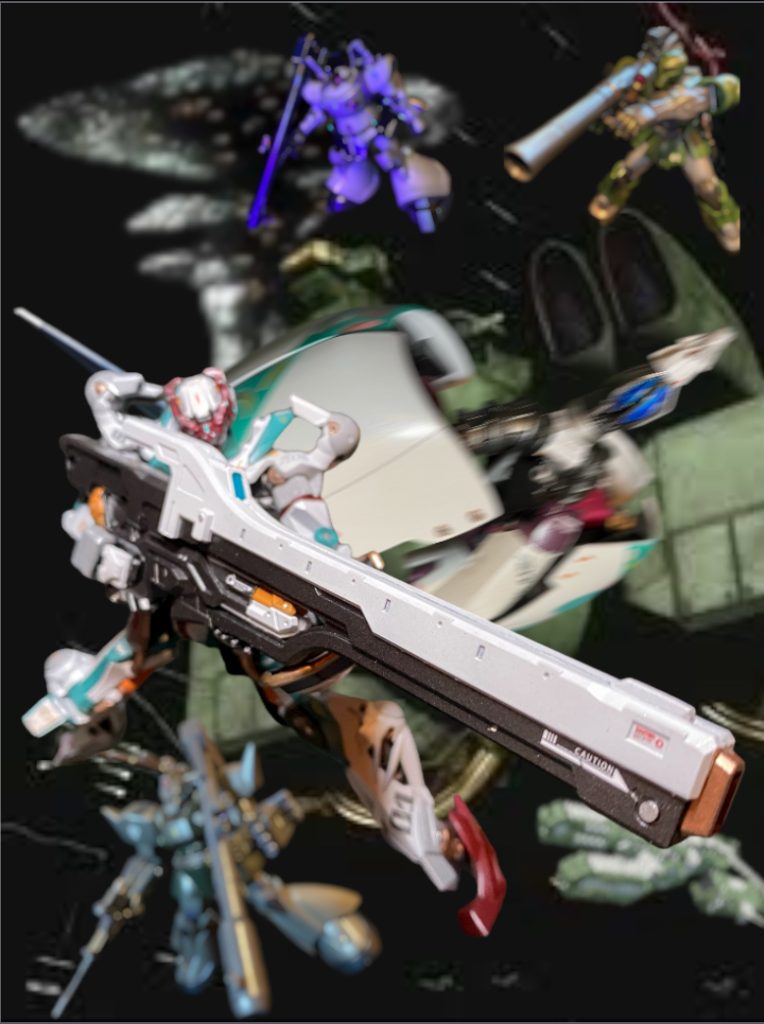 前回までのつづきはこちら 「ワープアウト　ワープアウト　モウスグ向コウ側ノ世界ニ抜ケル」 「そうなの！？ハロ？キラキラの向こう側……！？」 マチュとニャアンを乗せたジクベレが飛び出た眩い光のその先の漆黒の宇宙には、おびただしい数の艦艇が浮かんでいた。 「何ここ？戦闘の真っ只中！？」  宇宙世紀0082  ア・バオア・クー宙域───公国軍合同観艦式及び総合防衛演習　通称　コンスコンプログラム 前大戦の戦勝を記念して、ア・バオア・クー要塞にて大規模防衛戦が発生したとの想定で、例年開催されている宇宙攻撃軍・突撃機動軍合同によるジオン公国軍最大規模の軍事演習である。 「所属不明機を確認、演習中に所属不明機の侵入を確認！データベースにも該当機体の情報は無し。これより迎撃行動に入る！」 「わわわッ！撃ってきてるヨ〜！！」 「でもコッチは撃ち返す訳にはいかないし、この数とても捌ききれないっ！！……マチュ！ここはいったん二手に分かれて、その隙に逃げよう！」 「ニャアン、わかった！コア・ブースター分離！！」「モウ一度ゼクノヴァ反応ガ来ル。マチュ、ソノ中ニ逃ゲ込メ。」ララ音に導かれるようにして再びキラキラに飛び込んで気を失ったマチュがつぎに目を覚ましたのは、外宇宙にある辺境の小惑星に流れ着いた時だった。