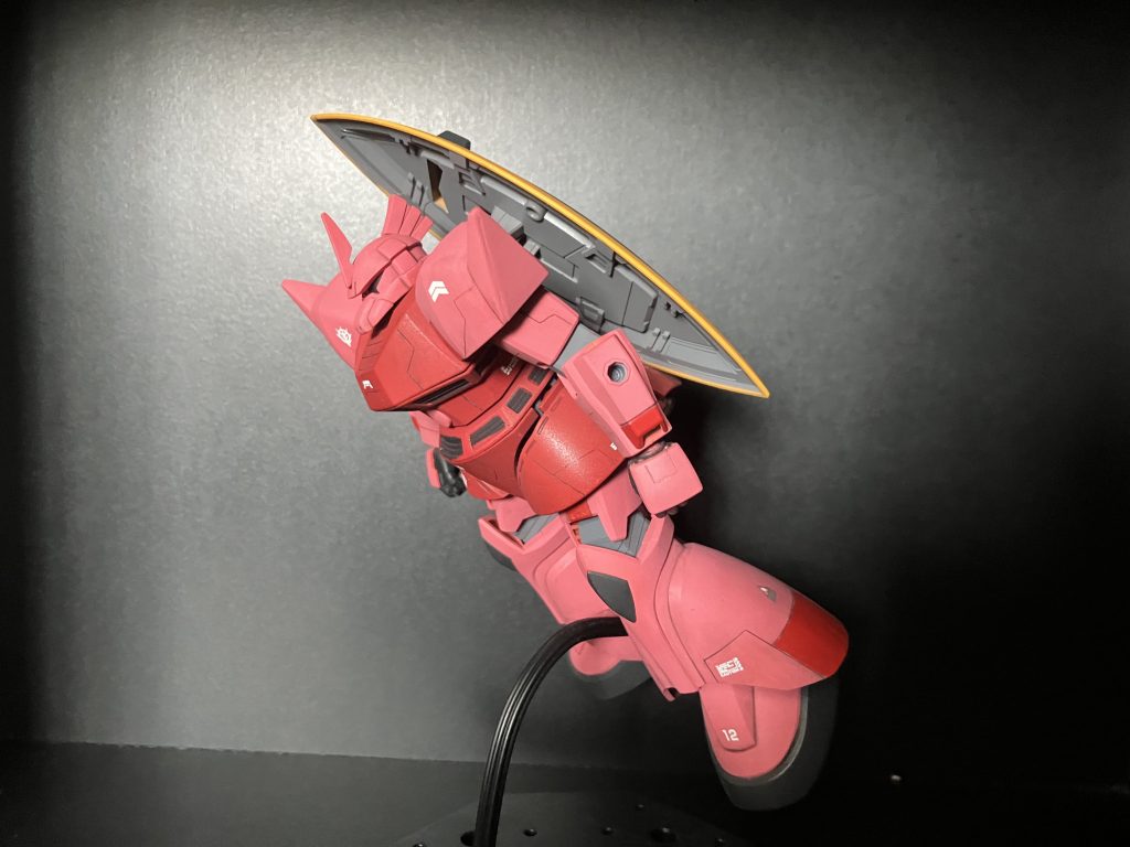 「今の私には、ガンダムは倒せん・・・ララァ・・・私を導いてくれ・・・」  Yes my sweet Yes my sweetestI wanna get back where you were愛しい人よ もう一度Yes my sweet Yes my sweetestI wanna get back where you were誰もひとりでは 生きられない           機動戦士ガンダム劇場版「めぐりあい宇宙」良いですね。ガンダムの世界観に浸ってしまいした。シャアはニュータイプだったのかシロッコが言う通りなりそこねなのか確かにアムロのように神がかった事はあまりしてないですが。アムロに負けたり色々悩んだりする所、完璧ではない所がシャアの魅力なのかもしれません。