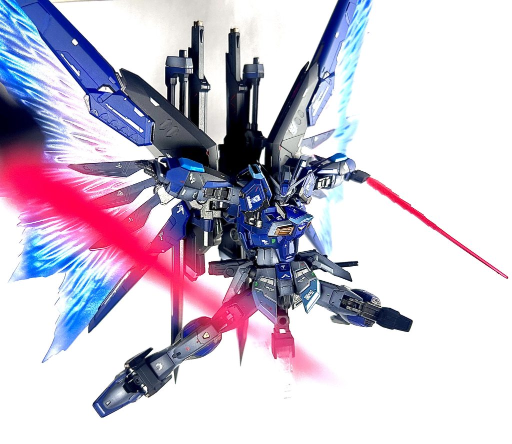 フラッシュエッジ2ビームブーメランはビーム刃の長さが違うエフェクトが2種付属しているので、ブーメランとサーベル状態の使い分けができ遊びやすいです✨回転してるビームエフェクトとか売って欲しい  