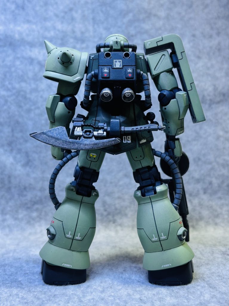 腰にはガルマの大型ヒートホークを装備✨こりゃ〜デカくて強そうだ😆