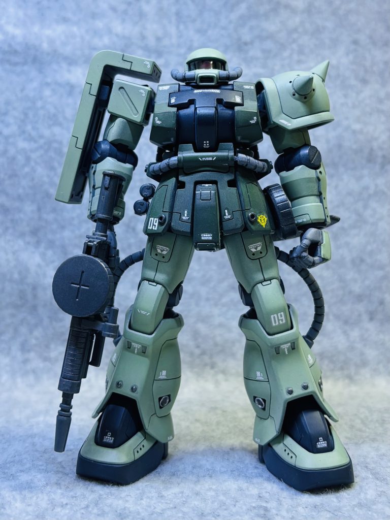 キットのままで充分カッコいいんですが💦個人的に、肩幅に対して身幅がやけに狭いと感じたので🤔少し身幅を幅増ししています🛠️