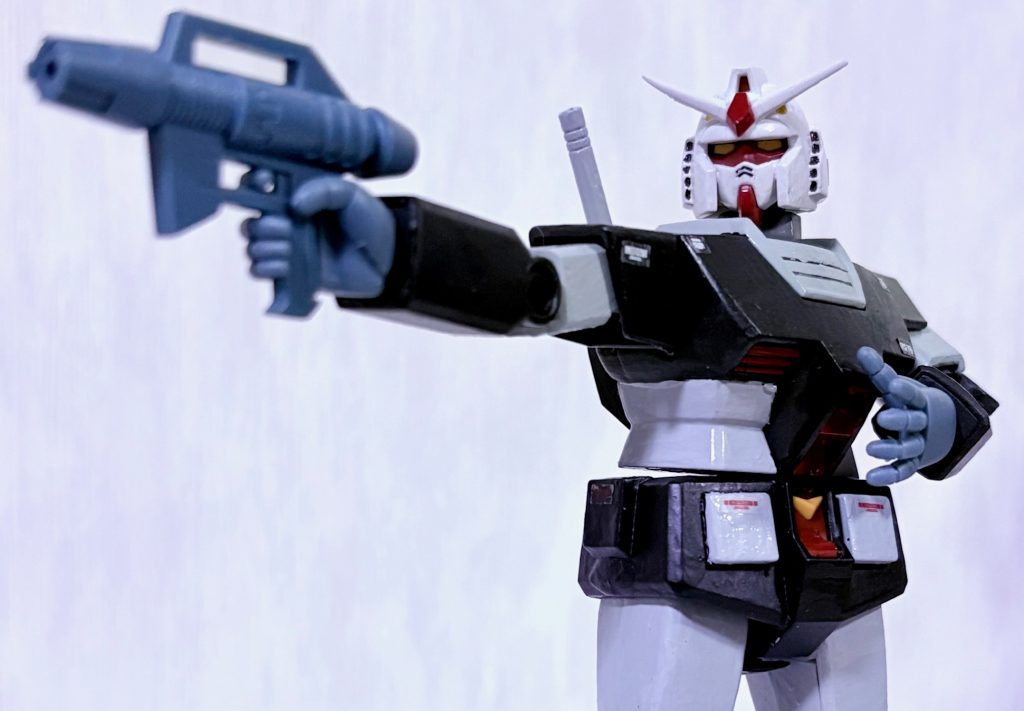 ビームスプレーガン装備。ポーズはタカ（舘ひろし）っぽくしてます。