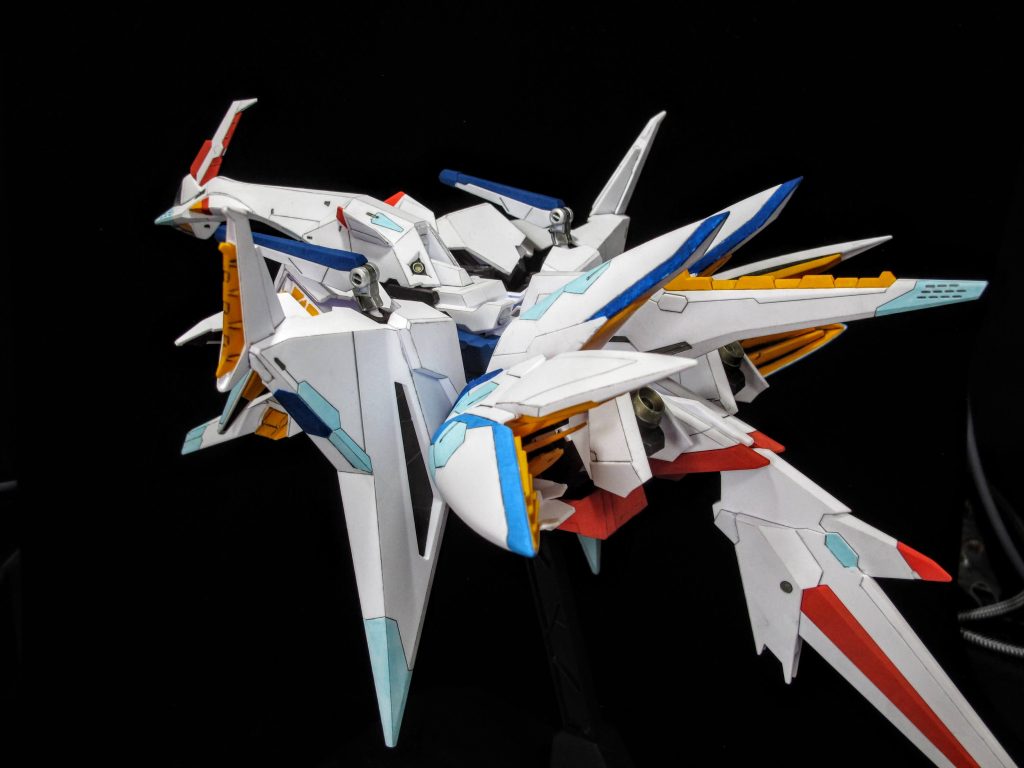 バックショット。この角度だと、何が何だか分からないぐらいのボリュームですね！