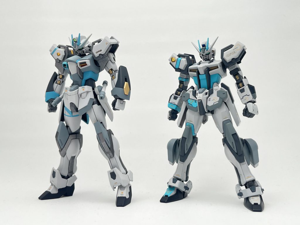 ライジングフリーダム等のフレームをベースにしたストライク、そのデータの抽出先については、C.E.73〜74にストライクヴァルキュリーズで運用されていた、ストライク3号機が選ばれた。(中隊内の戦闘データが一番豊富だったためとされている。)ストライク3号機についてはこちら↓https://gumpla.jp/hg/184677リアファイルとはカルト神話における戴冠石のことであるが、特に機体の特徴に当てはめたものではなく、単純に語呂の良さで決められた。(前身機のストライク3号機はリアガード)