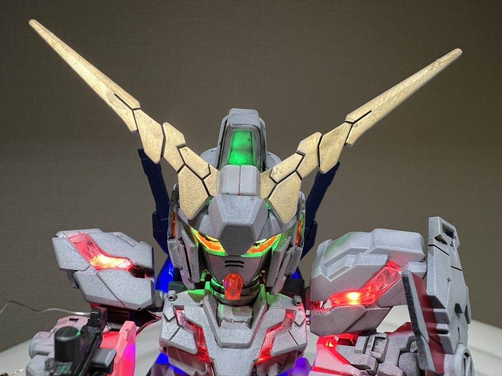 SD ユニコーンガンダム(デストロイモード)–4枚目/制作者：yohacky