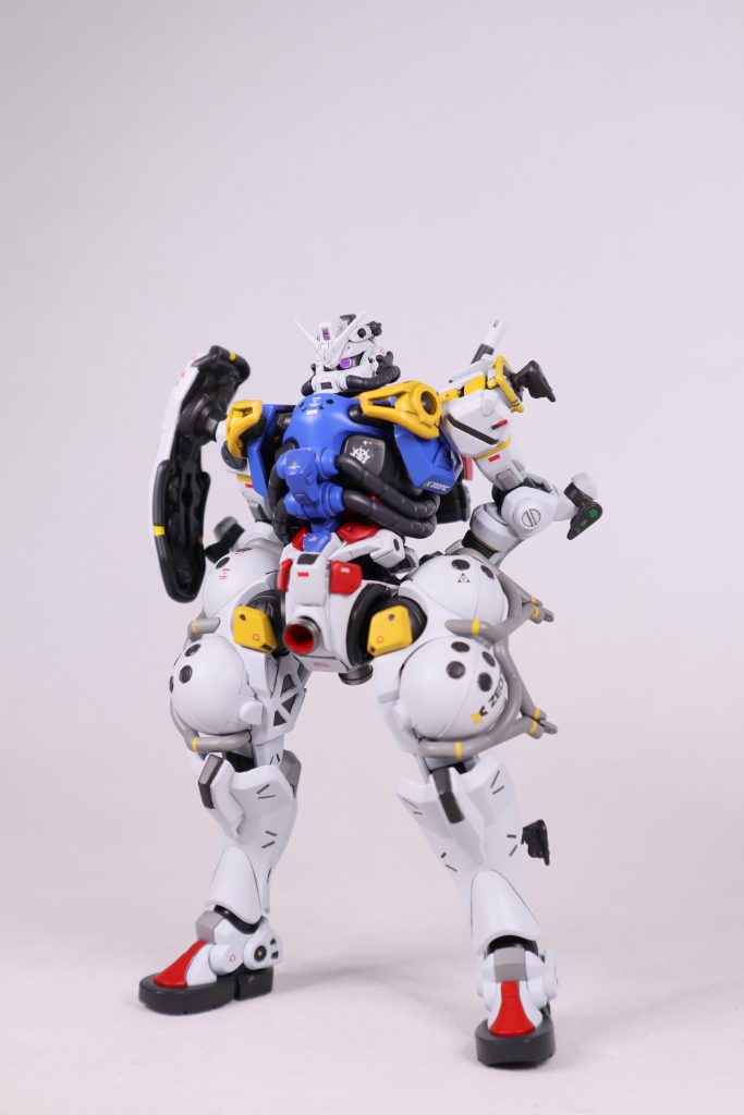 押忍!!元キットの腕、ロール軸がいい仕事して後ろ手が組めるであります!!