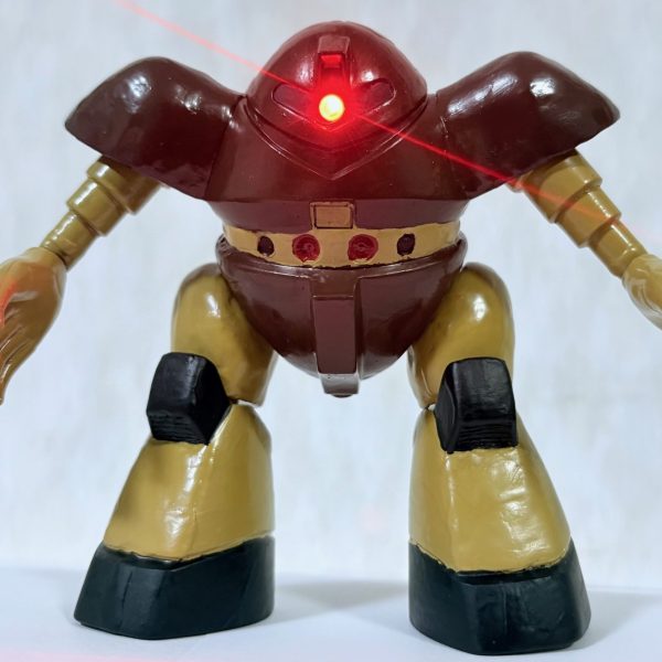 旧キット ゴッグ（発光ギミック付き）。