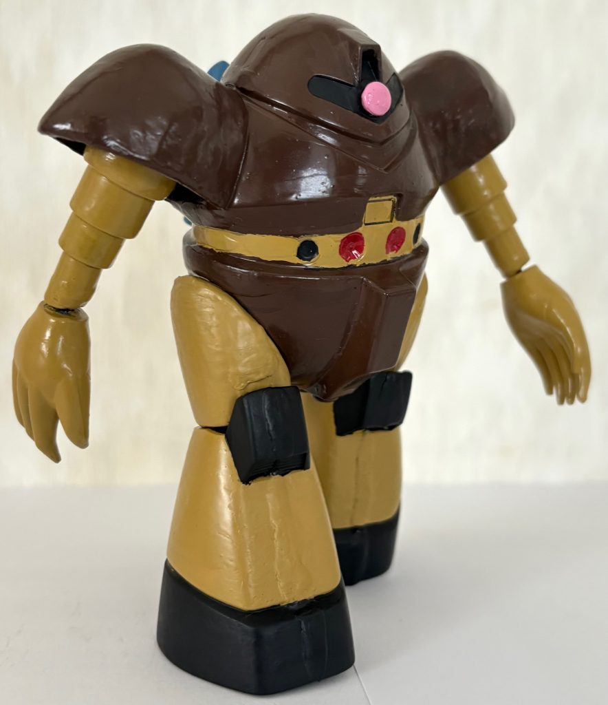 御覧の通りほとんど動かないが、ゴッグのソフビが放送当時出ていたたらこんな感じだったんだろうなぁと思う(gundam-kao5)オチらしいオチはないが、今回はここで〆。次回もお楽しみに。