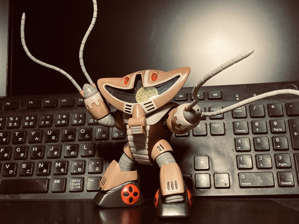 一応グネグネ可動するヒートロッドも、クラフトワイヤーをプラパイプに通して作ってみました。もっと先細りにしたかったけど日和って先端のチップだけ細く😓