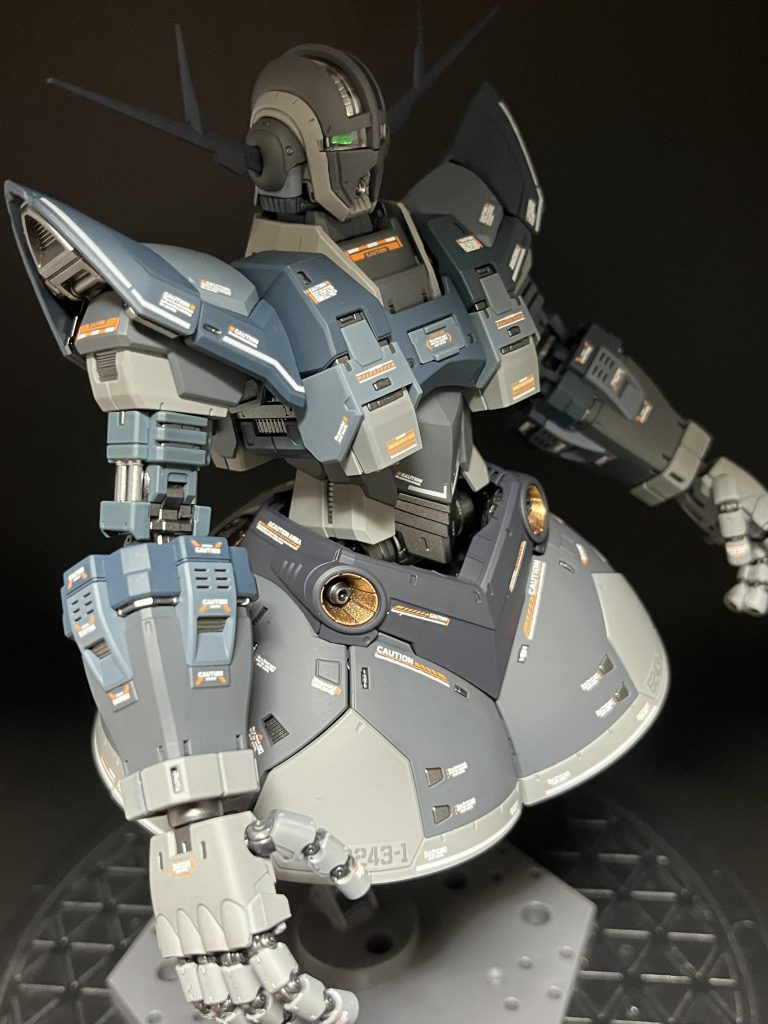 フレーム　ガイア:スターブライトアイアンメイン青　ガイア:ヘキサブルーサブ青　ガイア:インターミディエイトブルー腕　ガイア:ブルーグレー腰　ガイア:ヘキサブラックアンテナ　ガイアダークブルーイッシュパープルメイングレー　ガイア:ニュートラルグレー3サブグレー　ガイア:ヘキサグレー金　ガイア:パールカッパーバーニア　ガイア:スターブライトシルバー下地　ガイア:黒サフトップ　ガイア:フラット  