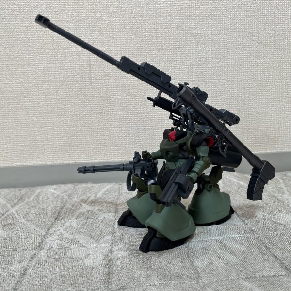 GQドム　陸戦強襲型「ドムパンツァー」サブアームつけたり、ガトリング持たせたり、色々したけどこれでいきますこれから塗装だっ！！（3枚目）