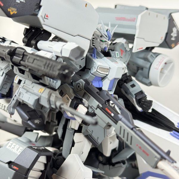 νガンダム 強襲突撃装備