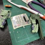 HGハイザックカスタムもトップコートを終えて、あとはチマチマとメタルパーツやらレ[…]