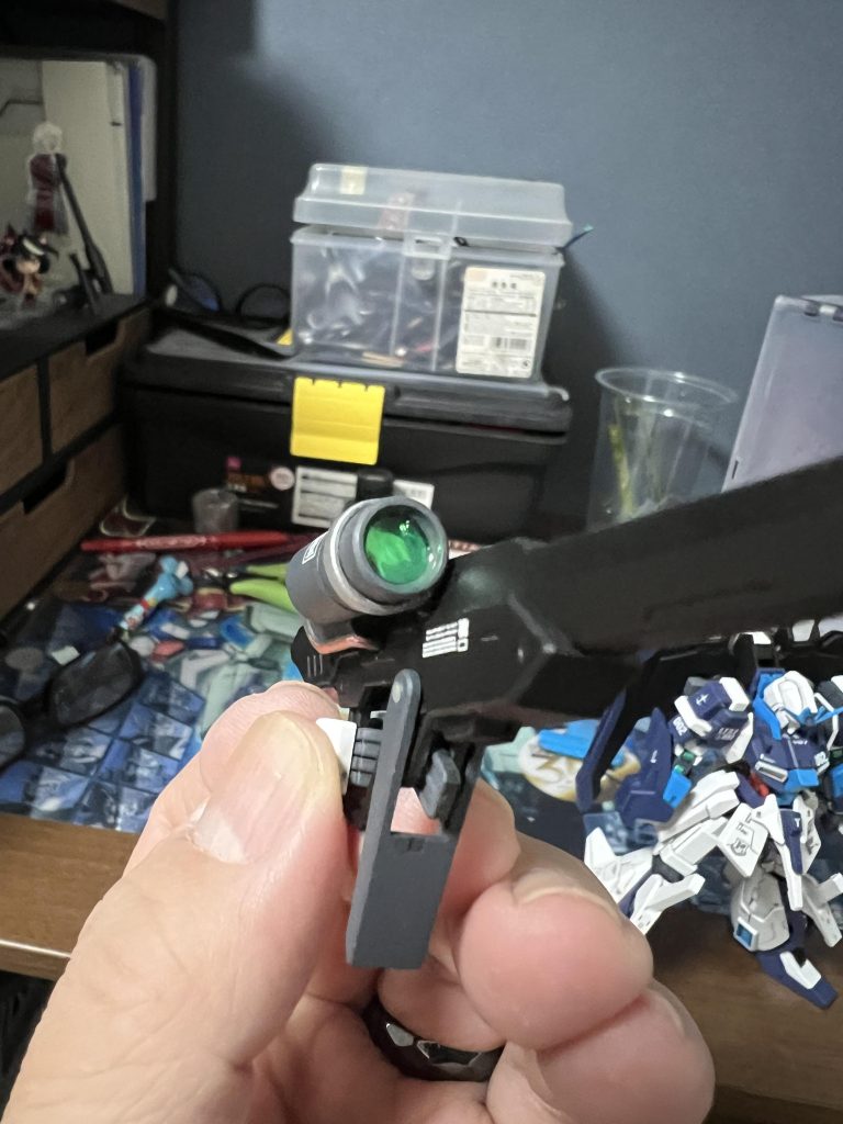 上手な方のマネして、娘のネイル用品でスコープに使いよりレンズ感を出してみました✨