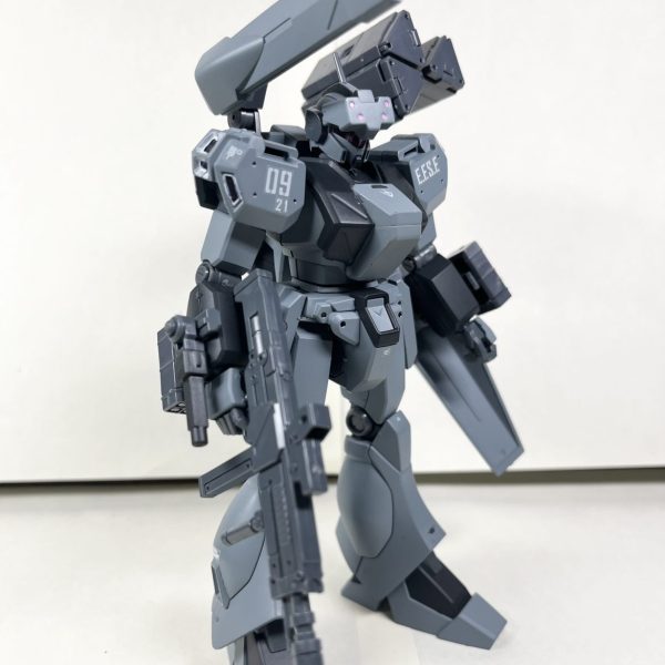 マウザー•ジェガン