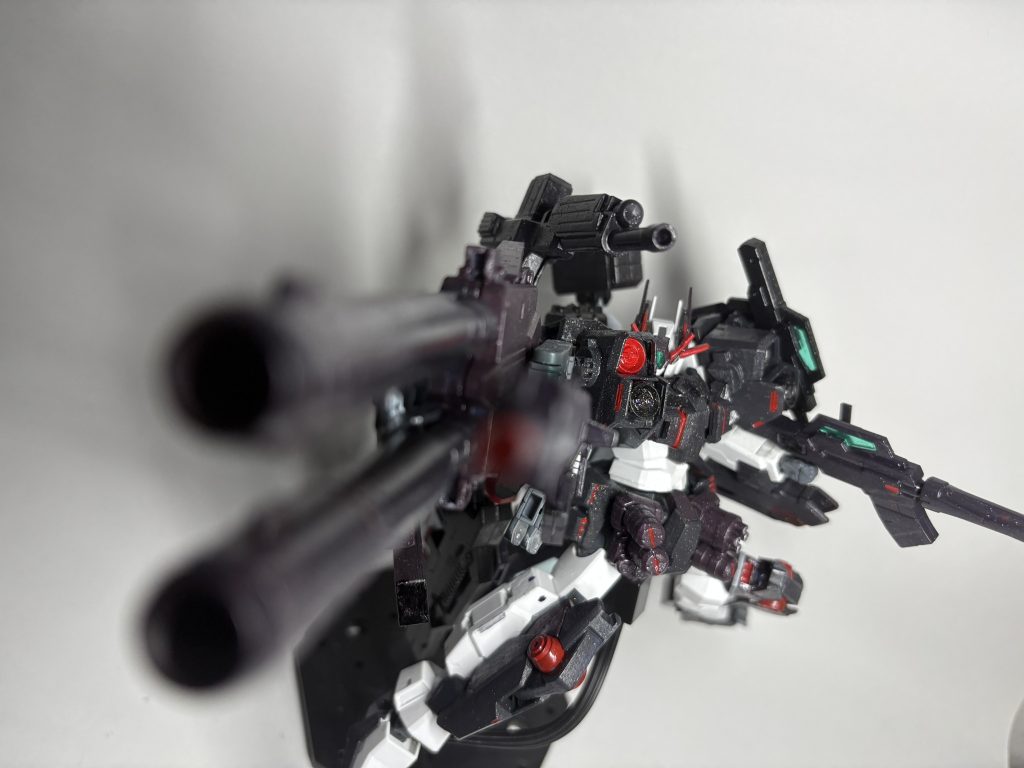 向けて！作成時期は2025/07/10〜めちゃくちゃ最新の作品ですねUpdraftメカは主に2022年からコツコツと2024年にかけて15機程度作っておりましたがこの機体に関しては急遽作ろう！ってな感じでノリで作った計画性のないぽっと出作品ですつまりUpdraft8話は当初の方針が全く定まってなかったということですね…