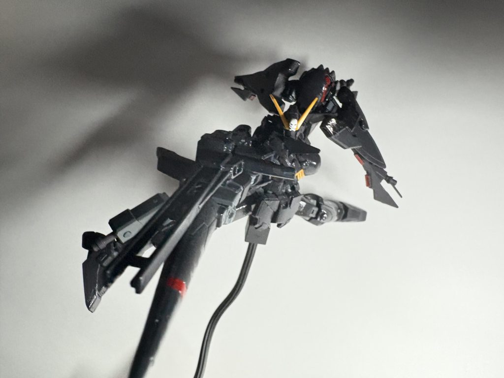 決めポーズ!この機体は現在pixivさんにて連載中の二次創作小説ガンダムビルドダイバーズUpdraftにて登場します!https://www.pixiv.net/novel/series/9884320自分が担当しております偶数回!8話ではこの機体がめちゃくちゃに登場します!ほんと、今までの3機よりは全然出ます!気になった方はぜひ! またノーマルのオリートレジャーはこちら!https://gumpla.jp/hg/2019503こちらも気になった方はぜひ!では!ご閲覧ありがとうございました!