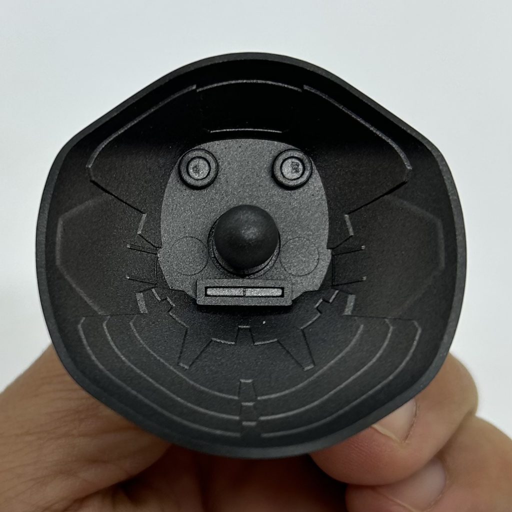 あ、そうそう!ゾックの足首の関節部分って何回見ても顔にしか見えませんよね🤔???