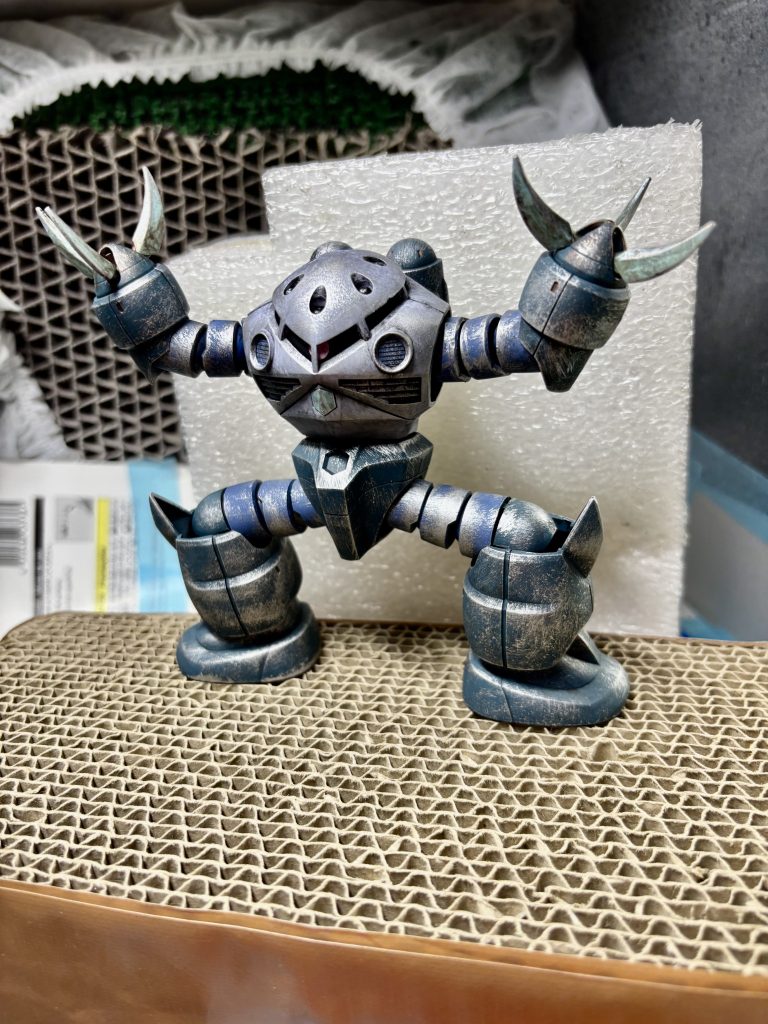 水中で蟹🦀に擬態したつもりで潜むズゴック‼️こんなにテキトーに作っただけなのに愛着が湧いてきたwwwこんなテキトーに作ったキットをわざわざ見ていただきありがとうございました♪