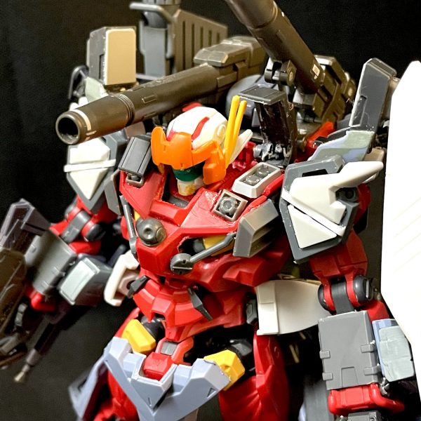 軽キャノンをフルアーマー化っぽくして行っています。前回よりあんまり変わってないですが、仮止めではなく、ネオジム磁石やプラ棒などで止められるように変えました。それ以外にも変更を加えています。　首の長さ、肩のミサイル、脚部ミサイル、フロントスカーなど手を入れています。ただ足し算が過ぎてしまって、スタイリッシュ差を無くし過ぎたので、少し引き算をしてからサブに行こうと思います。カラーリングは軽キャノンよりにするか、フルアーマーよりにするか悩みどころです（5枚目）
