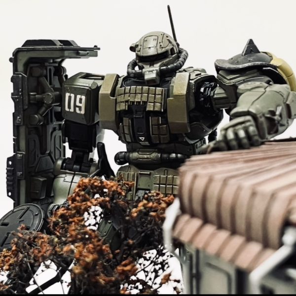 手直し前（上）と手直し後（下）です。良くなりましたね😀（3枚目）