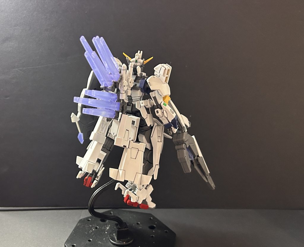 ガンダムジリウス–5枚目/制作者：ペーぺーモデラー